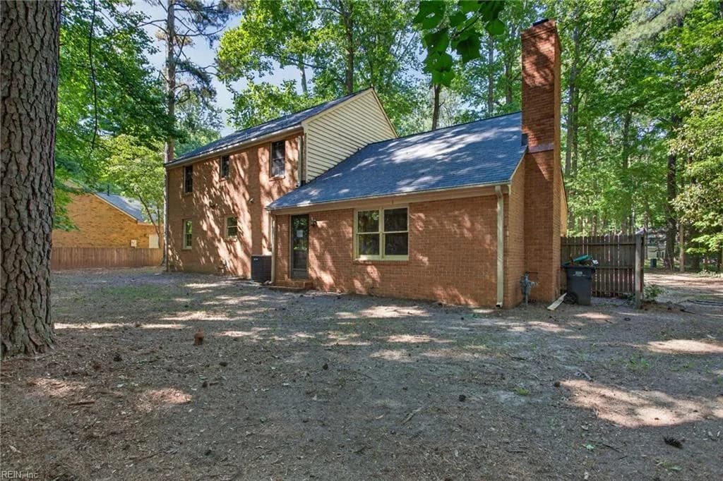 109 Peyton RD, WILLIAMSBURG VA 23185 - Photo 4