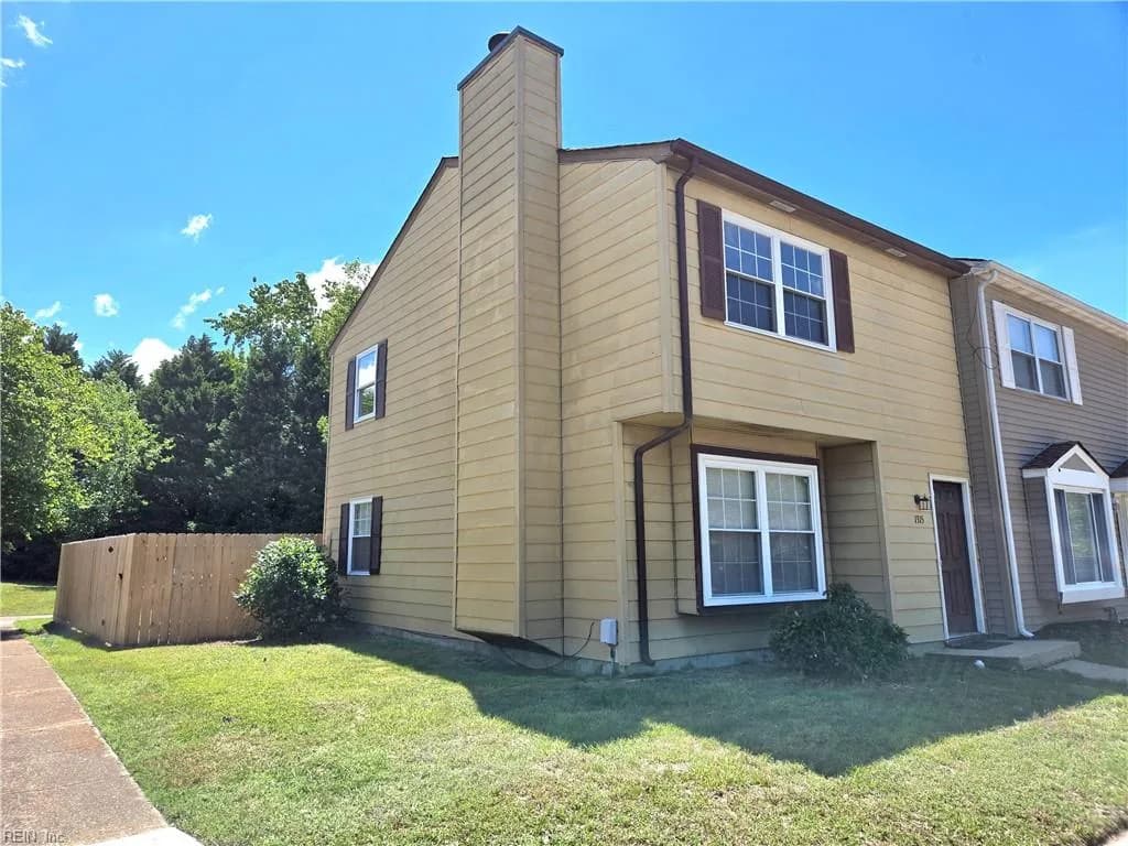 1315 River Birch RN S, CHESAPEAKE VA 23320 - Photo 2