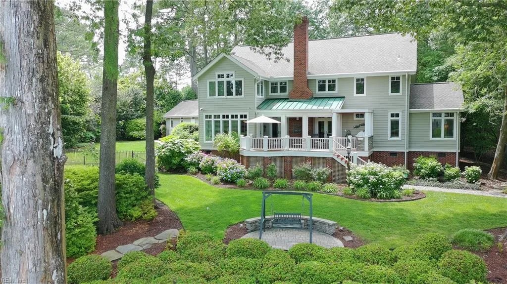 701 Crystal LN, VIRGINIABEACH VA 23451