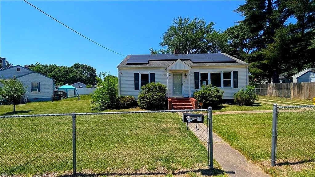 23 Laurel DR, Hampton — 2 bed Residential, 852 sqft