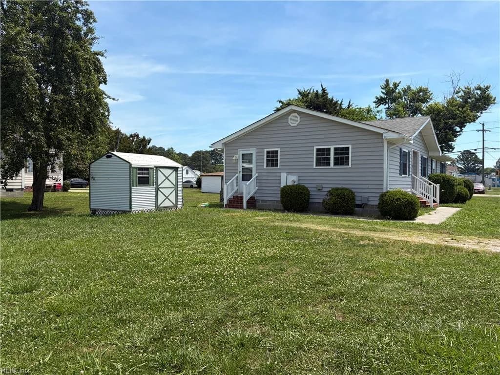 2 Butler Farm RD, HAMPTON VA 23666 - Photo 5