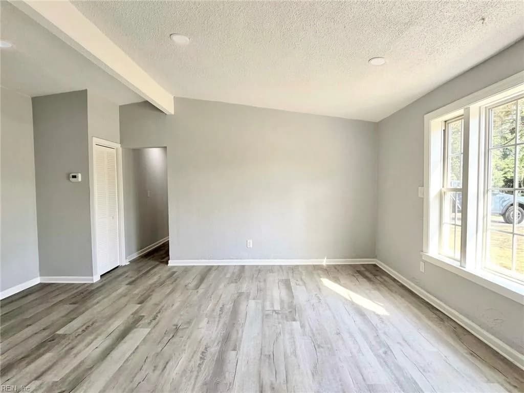 1012 Towanda RD, VIRGINIABEACH VA 23464 - Photo 5