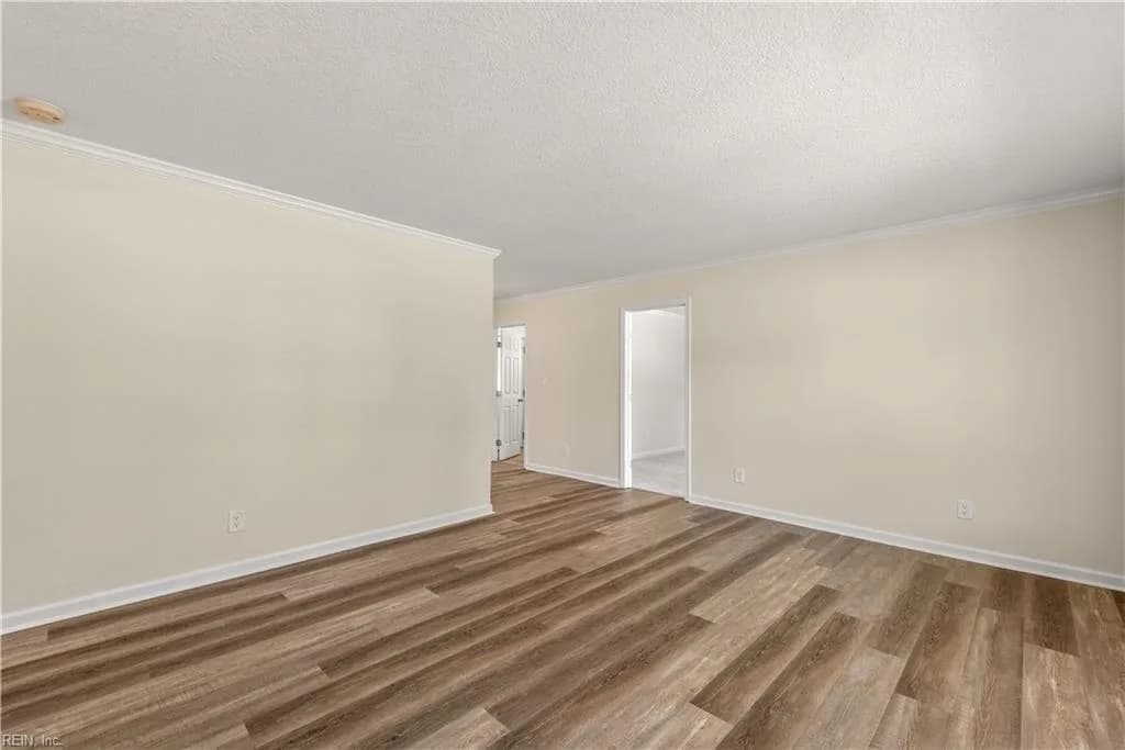 4625 Jaye CIR, CHESAPEAKE VA 23321 - Photo 5