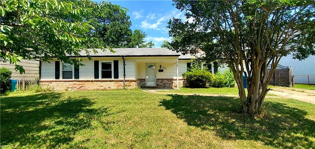 3828 Brentwood CRES, VIRGINIA BEACH VA 23452 - Main photo