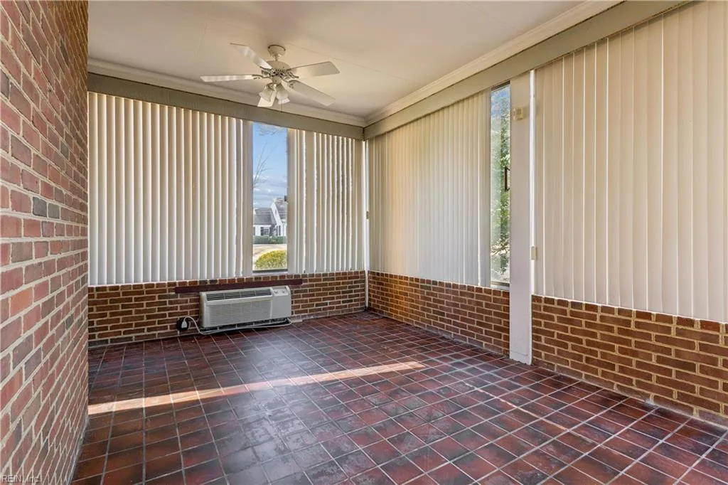611 Jones ST, SUFFOLK VA 23434 - Photo 5