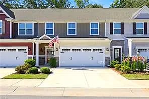 513 Eldridge LN, Chesapeake — 3 bed Residential, 2,216 sqft