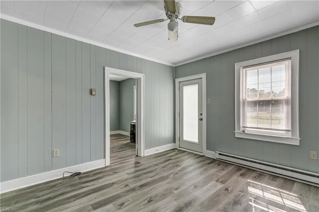 6225 Driftwood LN, GLOUCESTER VA 23061 - Photo 5