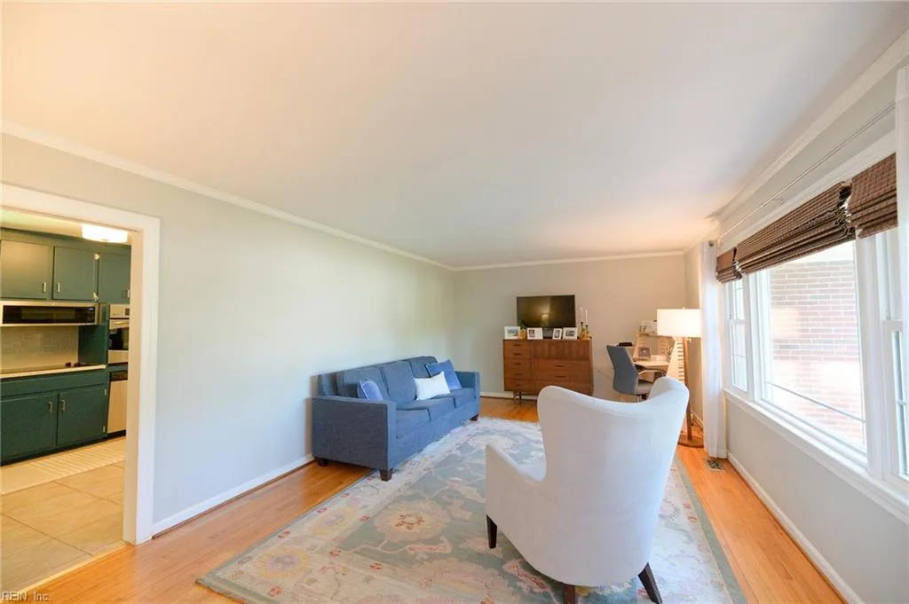 10 Lucerne CIR, NEWPORTNEWS VA 23606 - Photo 5