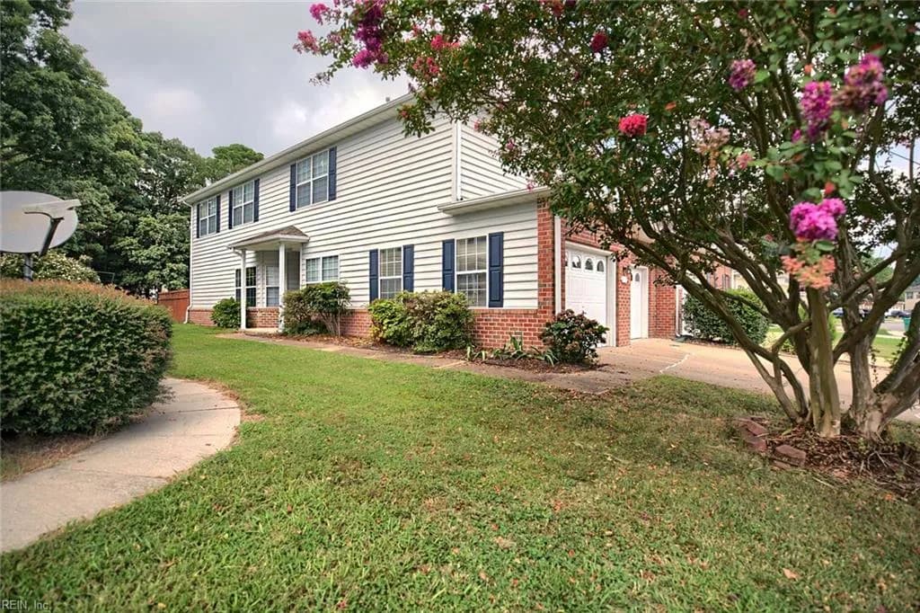417 Belmont CIR, YORKTOWN VA 23693 - Photo 3