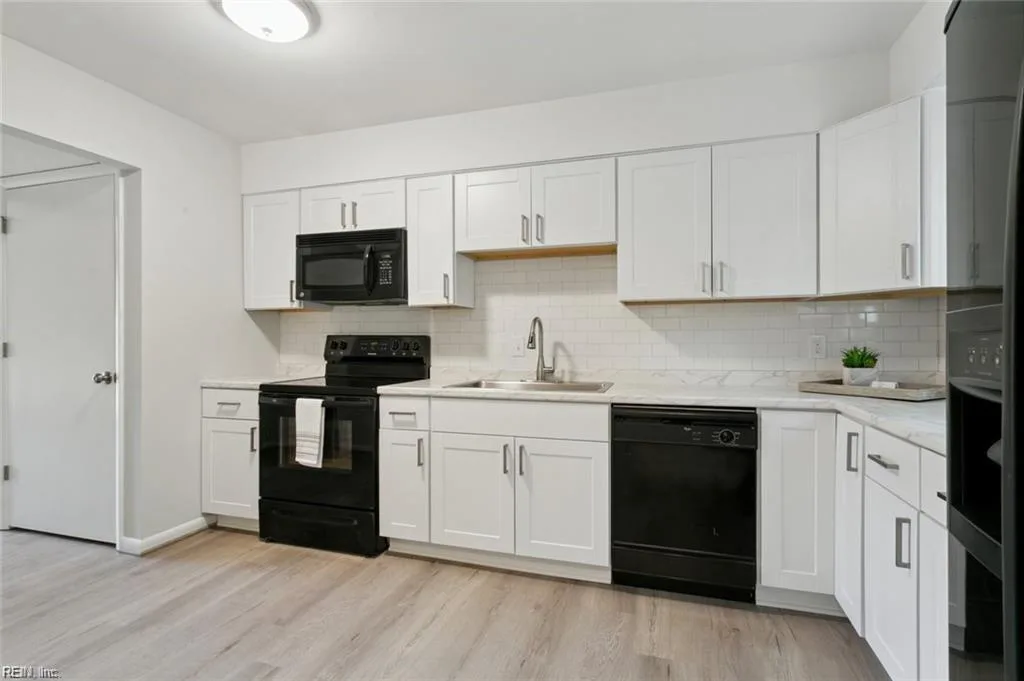 6442 Duquesne PL, VIRGINIABEACH VA 23464 - Photo 4