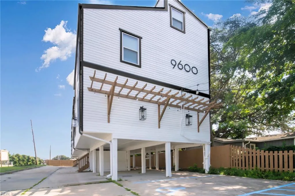 9600 2nd Bay ST #103, NORFOLK VA 23518