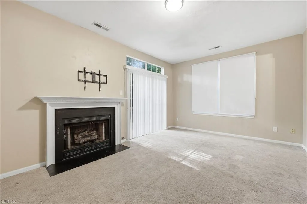 124 Creekstone DR, NEWPORTNEWS VA 23603 - Photo 4