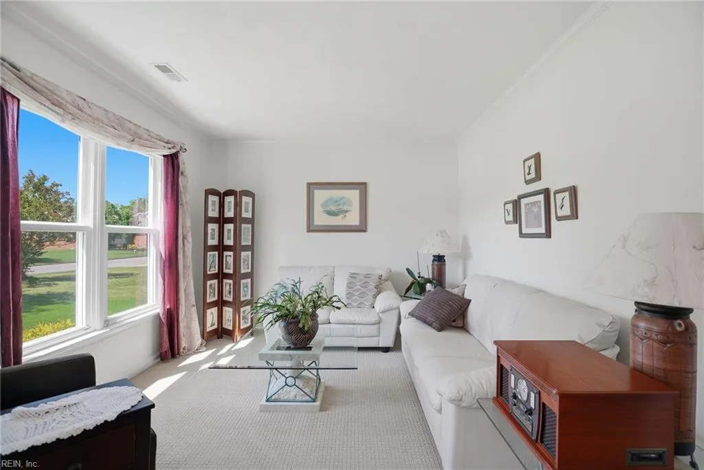 717 Greenwing DR, CHESAPEAKE VA 23323 - Photo 5