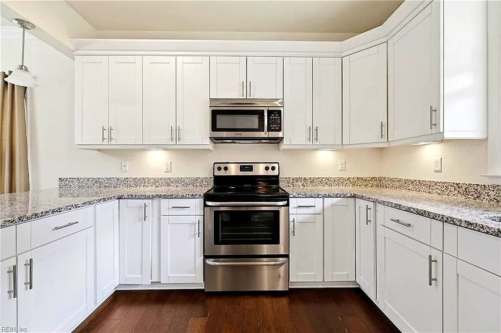 2624 Bapaume AVE, NORFOLK VA 23509 - Main photo
