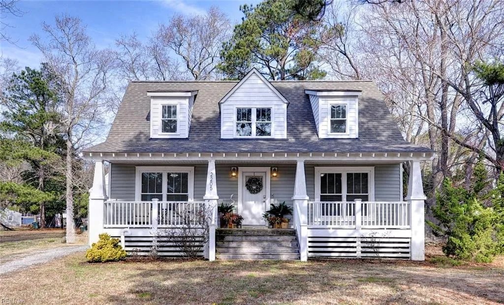 2205 Seaford RD, SEAFORD VA 23696