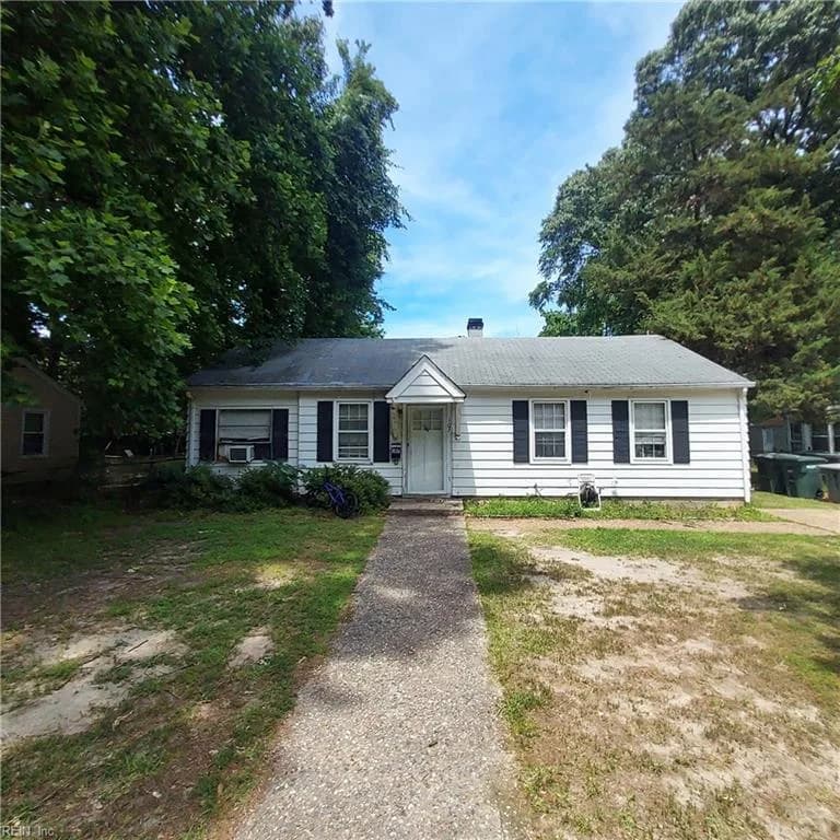 107 Rosewood DR, HAMPTON VA 23669 - Photo 2