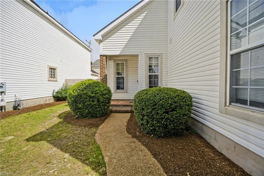 2212 Creeks Edge DR, VIRGINIABEACH VA 23451 - Photo 3