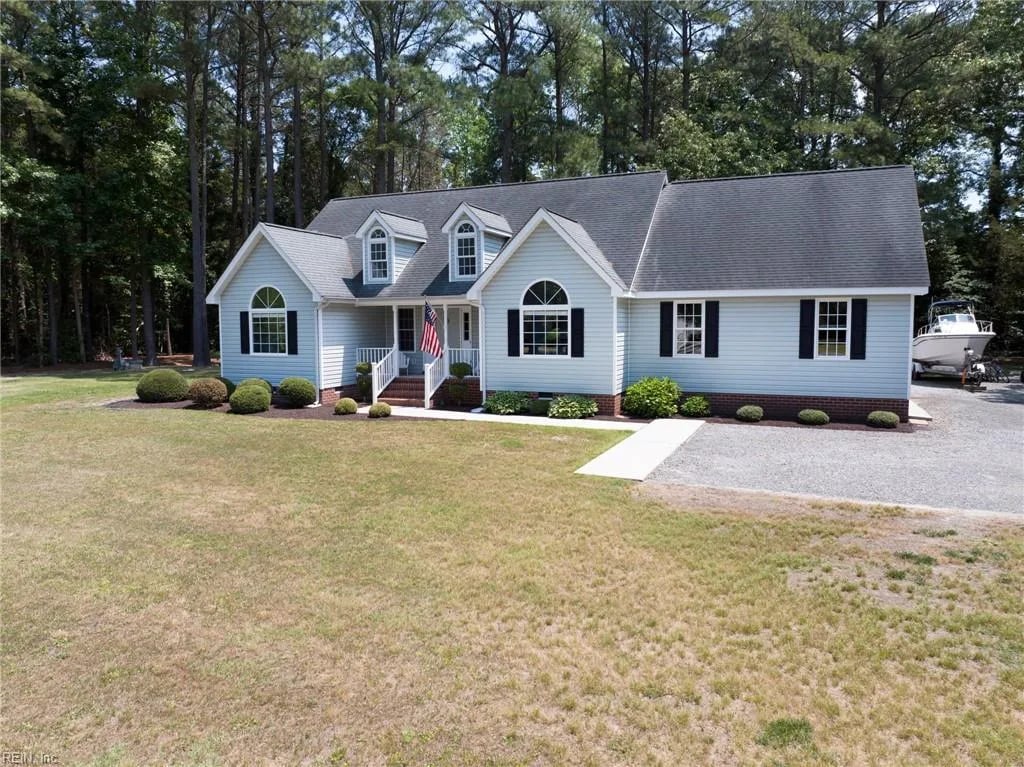 44 Fleetwood CIR, Mathews — 3 bed Residential, 2,179 sqft