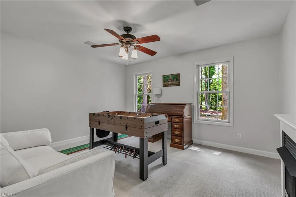 44 Fleetwood CIR, MATHEWS VA 23109 - Photo 4