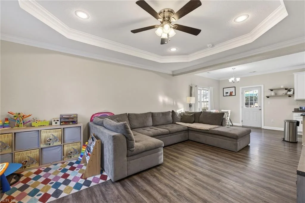 1612 Prentis AVE, PORTSMOUTH VA 23704 - Photo 5