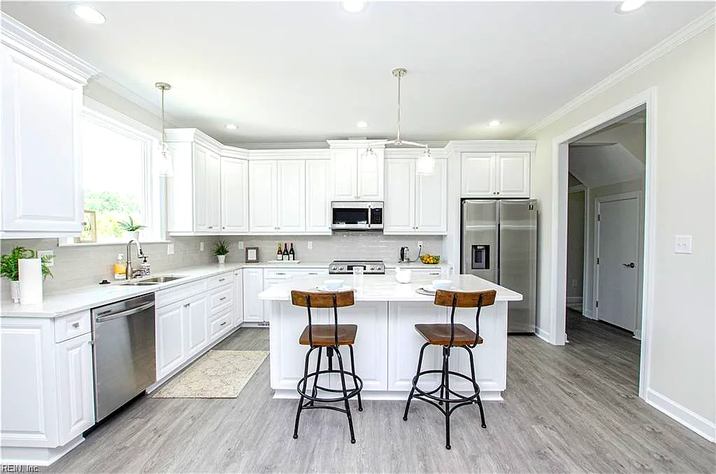 413 Octavia DR, YORKTOWN VA 23693
