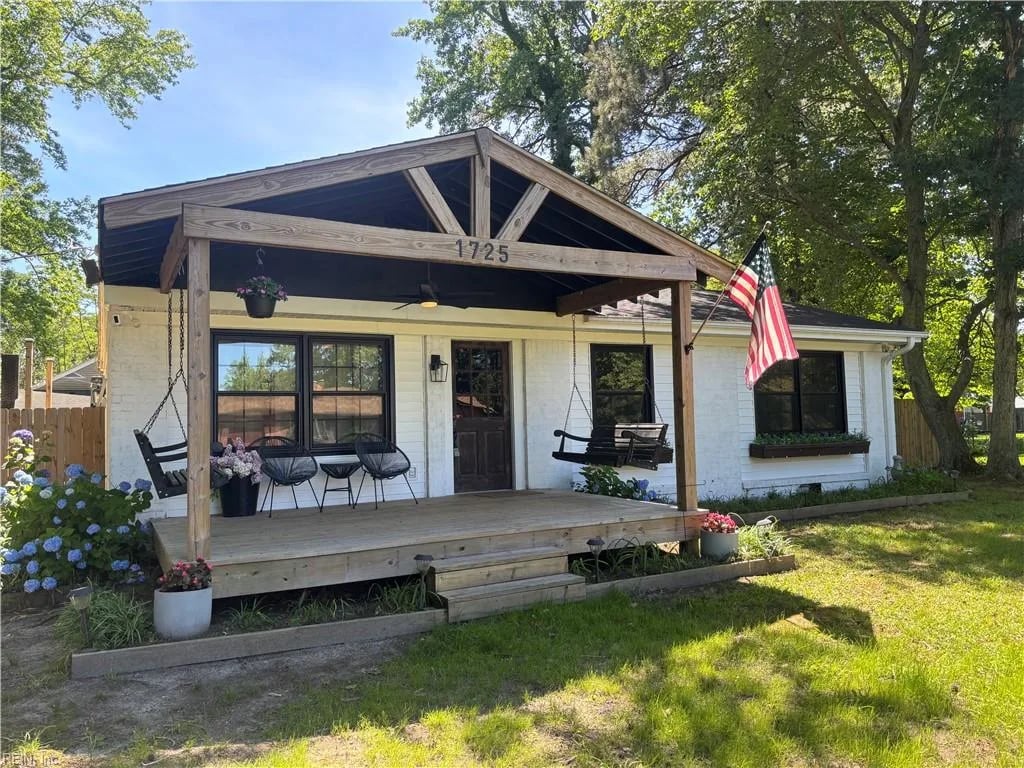 1725 Pike ST, SUFFOLK VA 23433