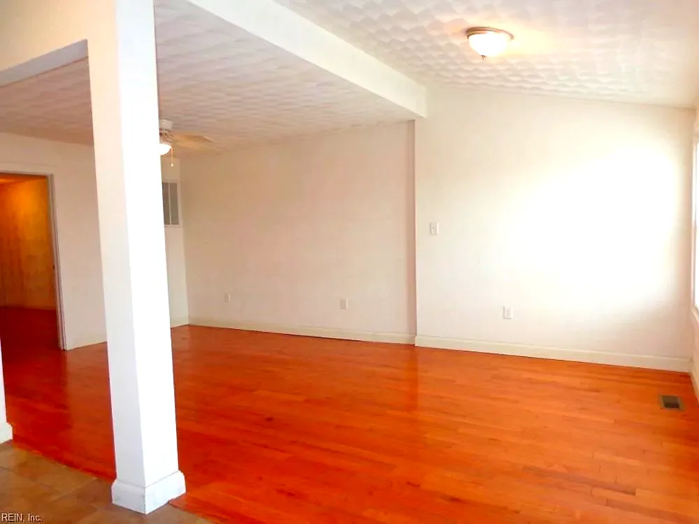 2016 E Ocean View AVE #9, NORFOLK VA 23503 - Photo 4