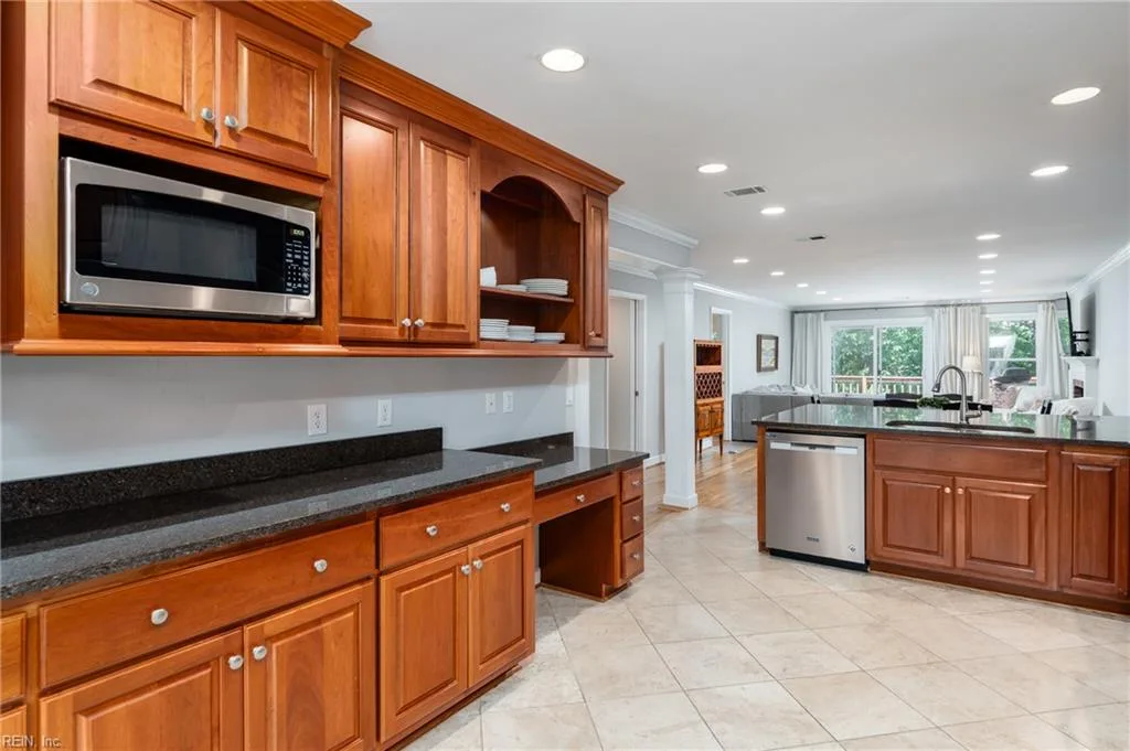 306 Archers Mead DR, WILLIAMSBURG VA 23185 - Photo 4
