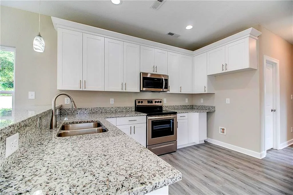 312B Duke St NONE, Suffolk — 3 bed Residential, 1,750 sqft