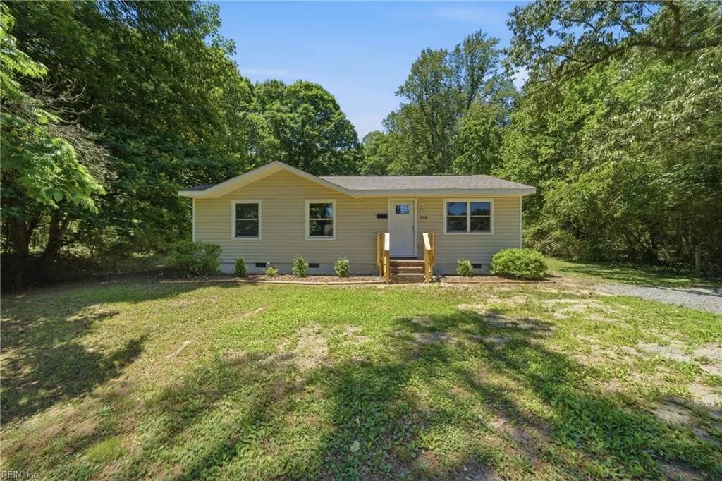 9316 Davenport RD, GLOUCESTER VA 23061 - Photo 2