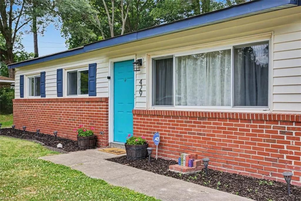 429 Brian AVE, VIRGINIABEACH VA 23462 - Photo 3