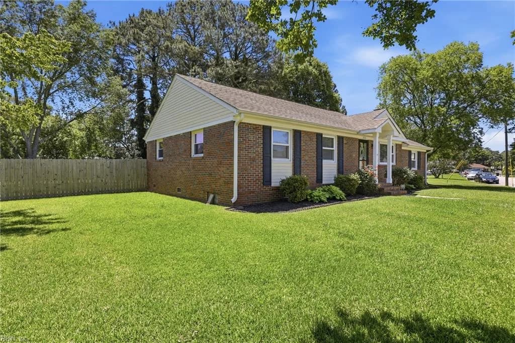 3733 Linnet LN, PORTSMOUTH VA 23703 - Photo 4