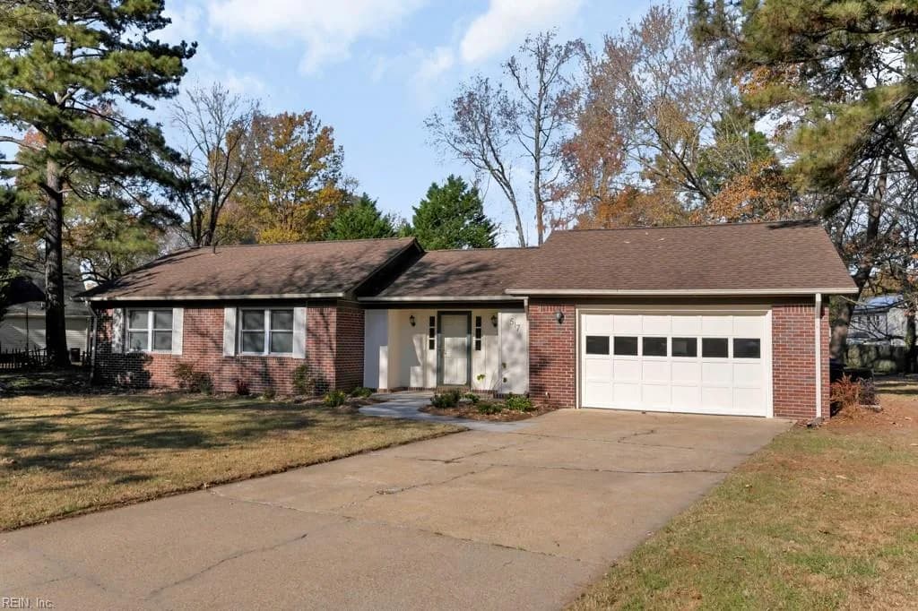 517 Norman LN, VIRGINIABEACH VA 23452 - Photo 2