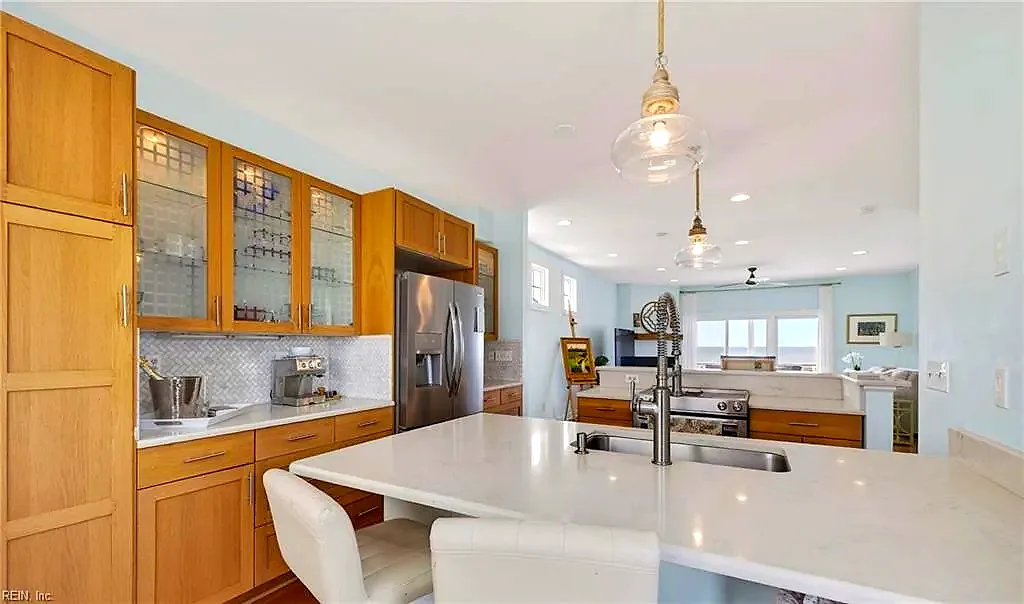782 W Ocean View AVE, NORFOLK VA 23503 - Photo 4