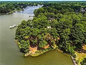 2736 Sterling Point DR, Portsmouth — 3 bed Residential, 2,981 sqft