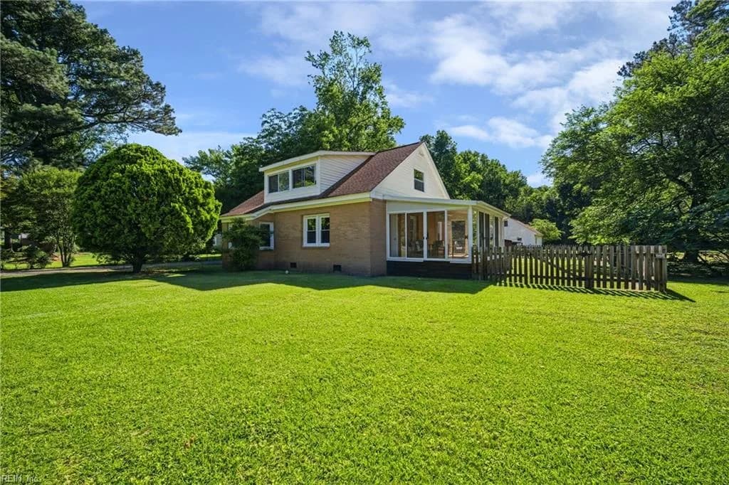 317 George Washington HWY S, CHESAPEAKE VA 23323 - Photo 2