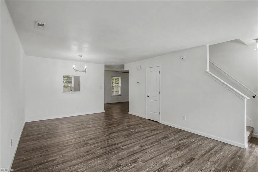 4327 Lacey Cove LN, NEWPORTNEWS VA 23602 - Photo 4