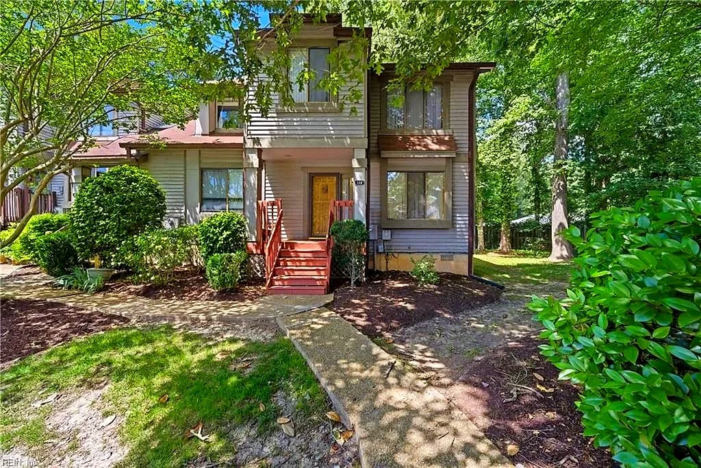 112 Inland View DR, NEWPORTNEWS VA 23603 - Photo 3