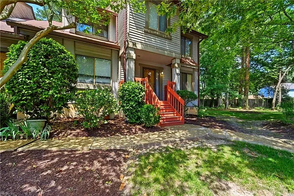 112 Inland View DR, NEWPORTNEWS VA 23603 - Photo 4