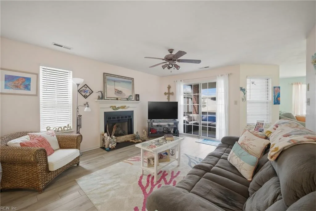 5140 Cypress Point CIR #202, VIRGINIABEACH VA 23455 - Photo 5