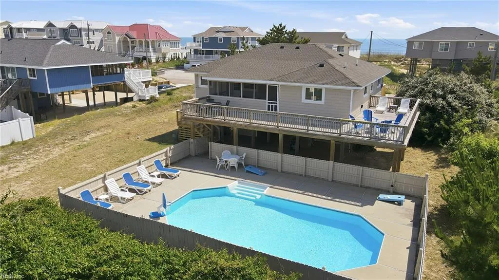3537 Sandfiddler RD, VIRGINIABEACH VA 23456