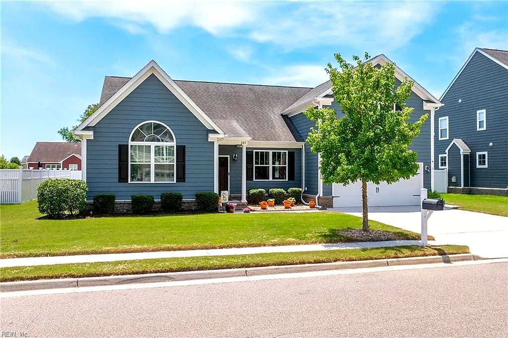 205 Wisdom PATH, Chesapeake — 5 bed Residential, 2,840 sqft