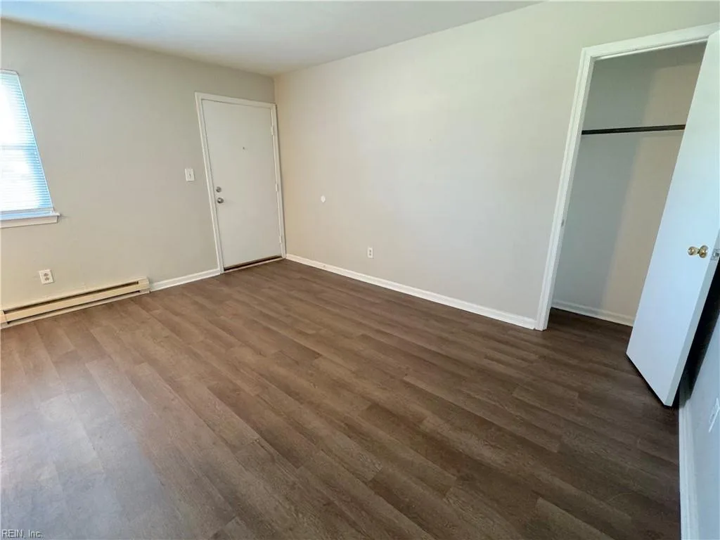 3475 Azalea Garden RD #10, NORFOLK VA 23513 - Photo 5
