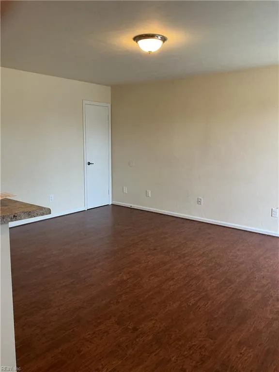 110 W 26th ST #A, NORFOLK VA 23517 - Photo 3