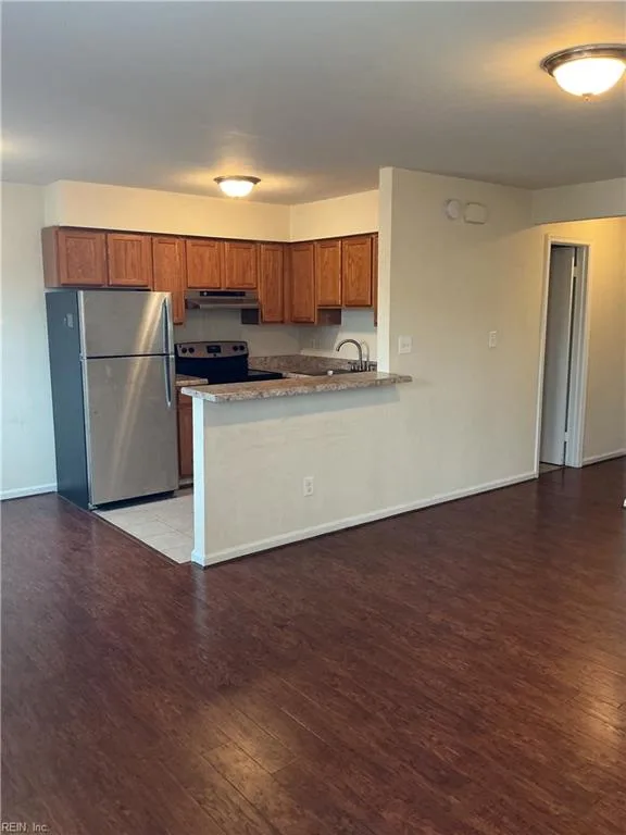 110 W 26th ST #A, NORFOLK VA 23517 - Photo 4