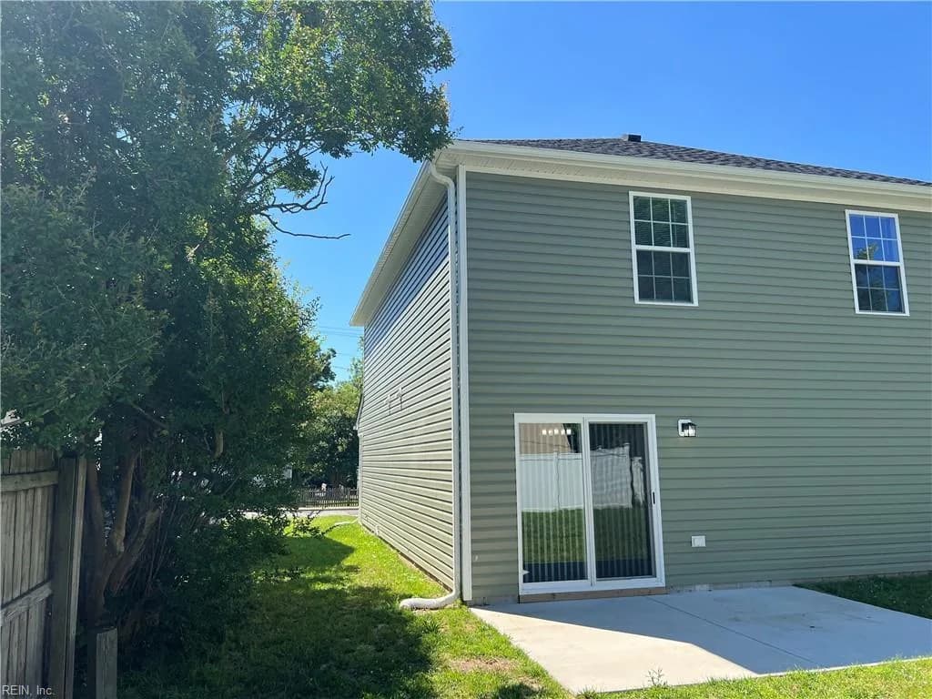 312 W 1st AVE, FRANKLIN VA 23851 - Photo 5