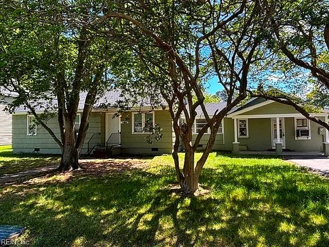 1424 Hawthorne DR, CHESAPEAKE VA 23325 - Main photo