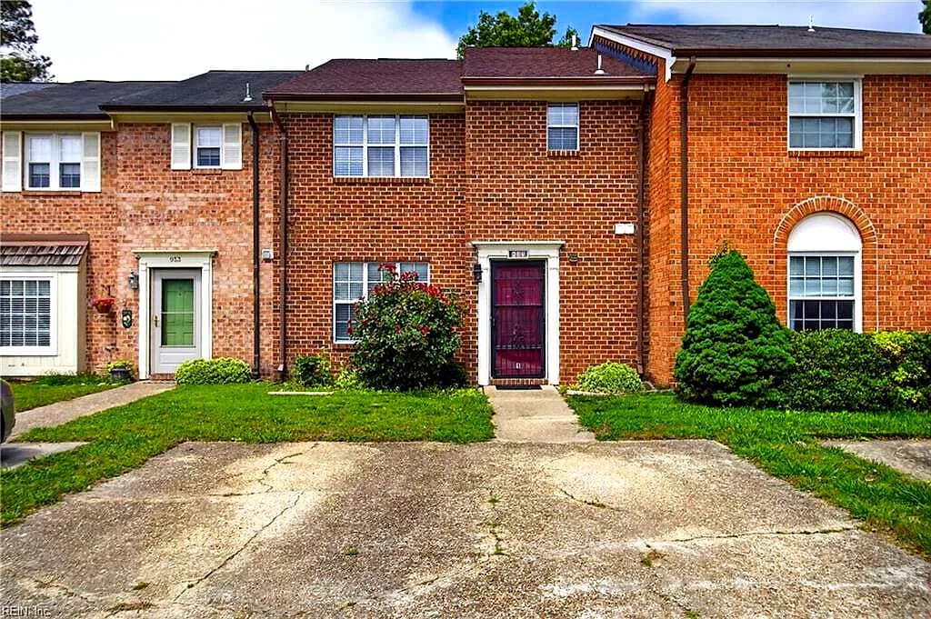 937 Welch CIR, VIRGINIABEACH VA 23452 - Main photo