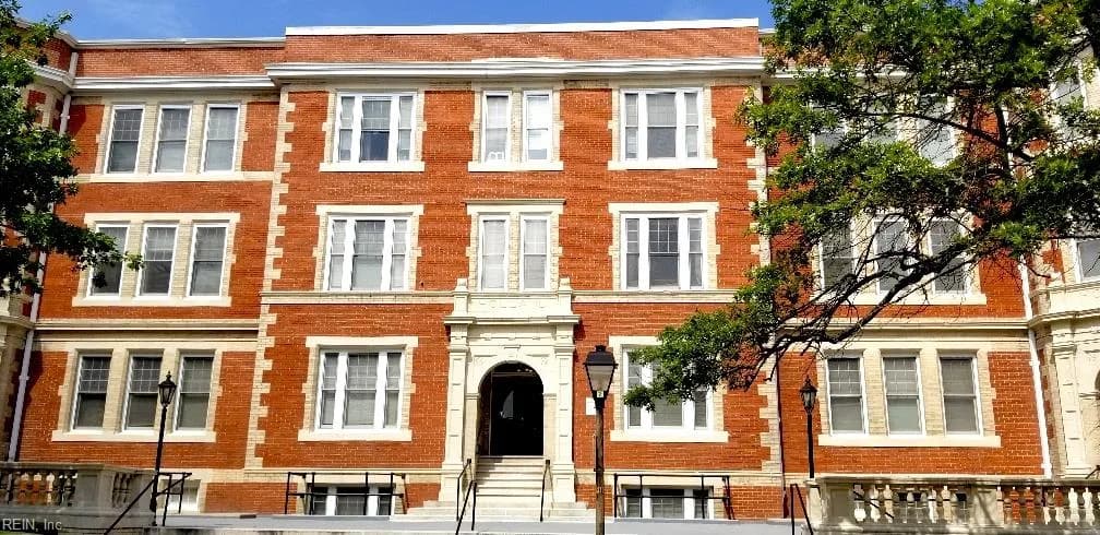 200 Drummond PL #B2, NORFOLK VA 23507 - Photo 2