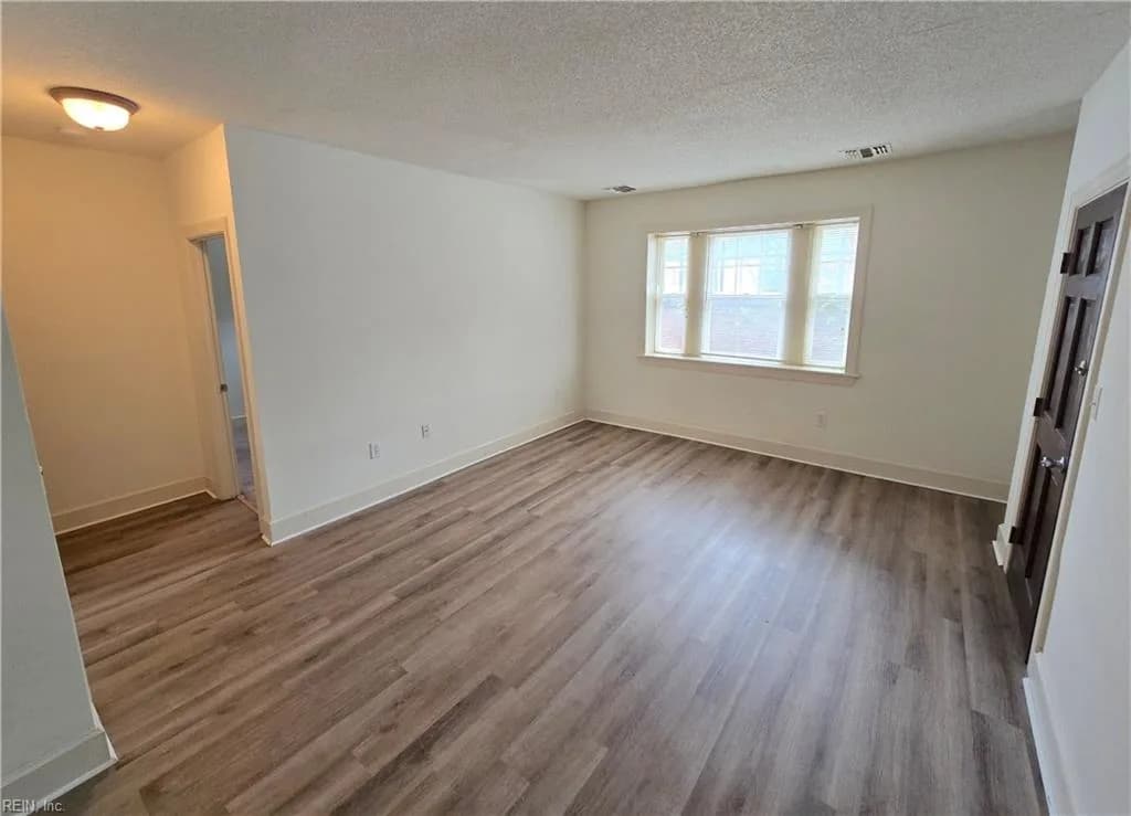 200 Drummond PL #B2, NORFOLK VA 23507 - Photo 5